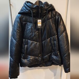 ANDREW MARC SPORT NWT Faux Leather Hooded Puffer Size S